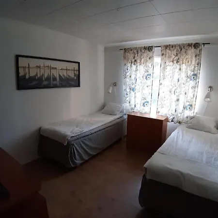 Majatalo Varis Värdshus Vaala