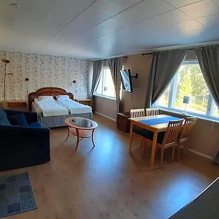 Majatalo Varis Gasthof Vaala